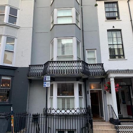 Weslie Guest House Brighton Exterior photo